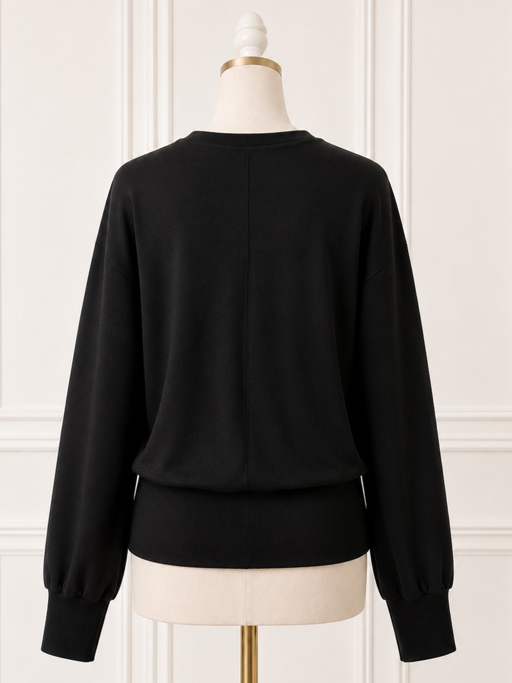 NWT Aleeza Paris Relaxed Fit Top Black Long Sleeve Banded Hem Size L - Picture 2 of 3